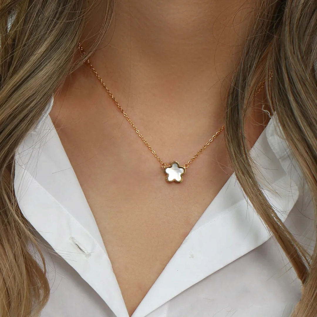 White Flower Necklace